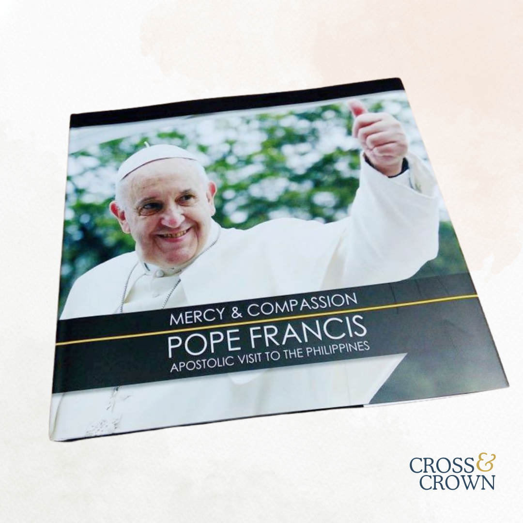 Mercy and Compassion: Pope Francis Apostolic Visit To The Philippines Coffee Table Book [Hard Cover]